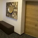 Dollinger Szálloda 3*