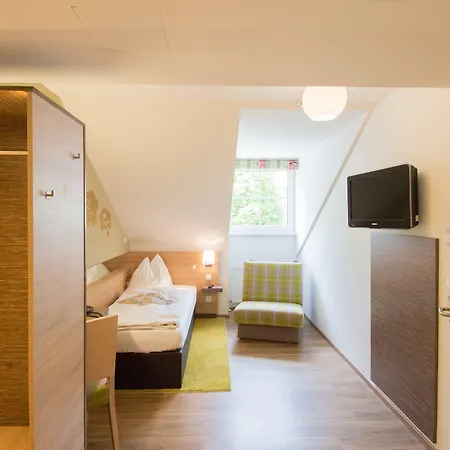 Dollinger 3* Innsbruck