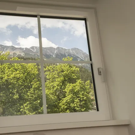 Dollinger 3* אינסברוק