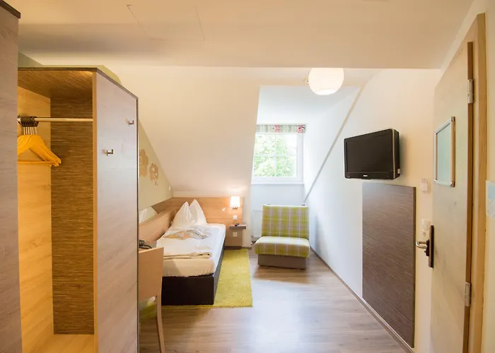 Dollinger 3* Innsbruck