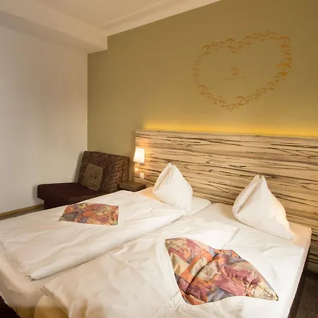 Dollinger Hotel