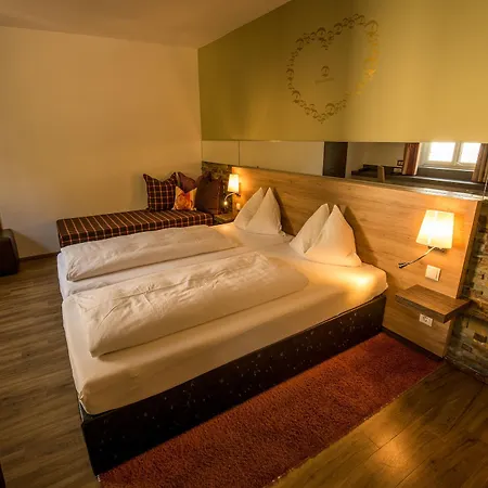 Dollinger Hotel