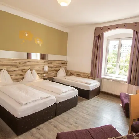 Dollinger Hotel 3*
