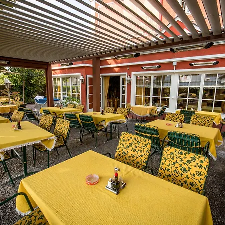 ضيافة دولينغر فندق إنسبروك